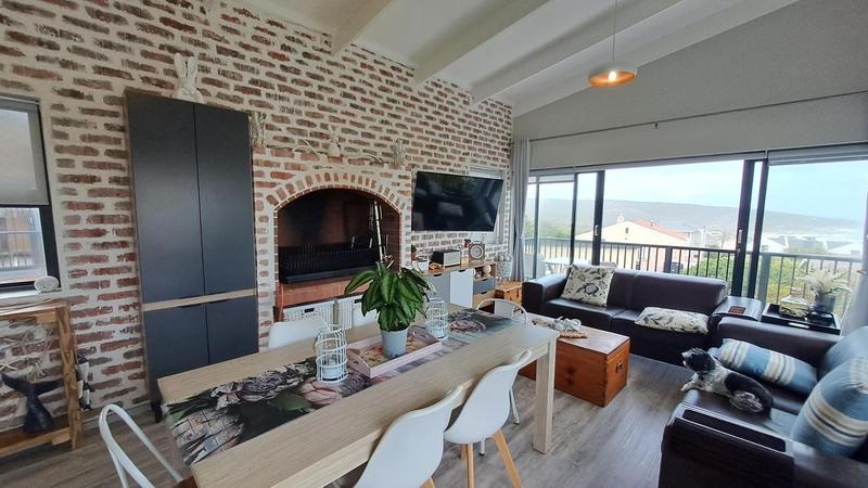 4 Bedroom Property for Sale in Jongensfontein Western Cape